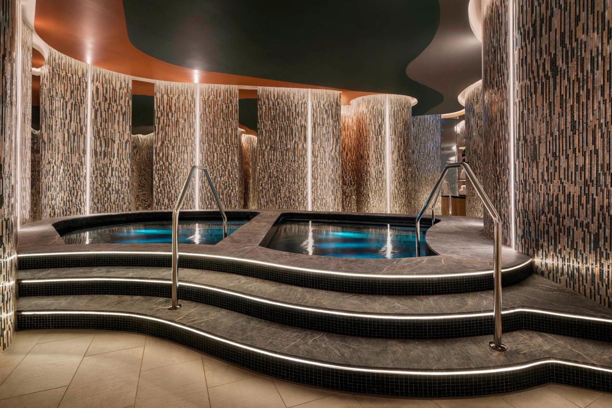 Hotel W Brisbane Esterno foto The spa at The Ivy Spa