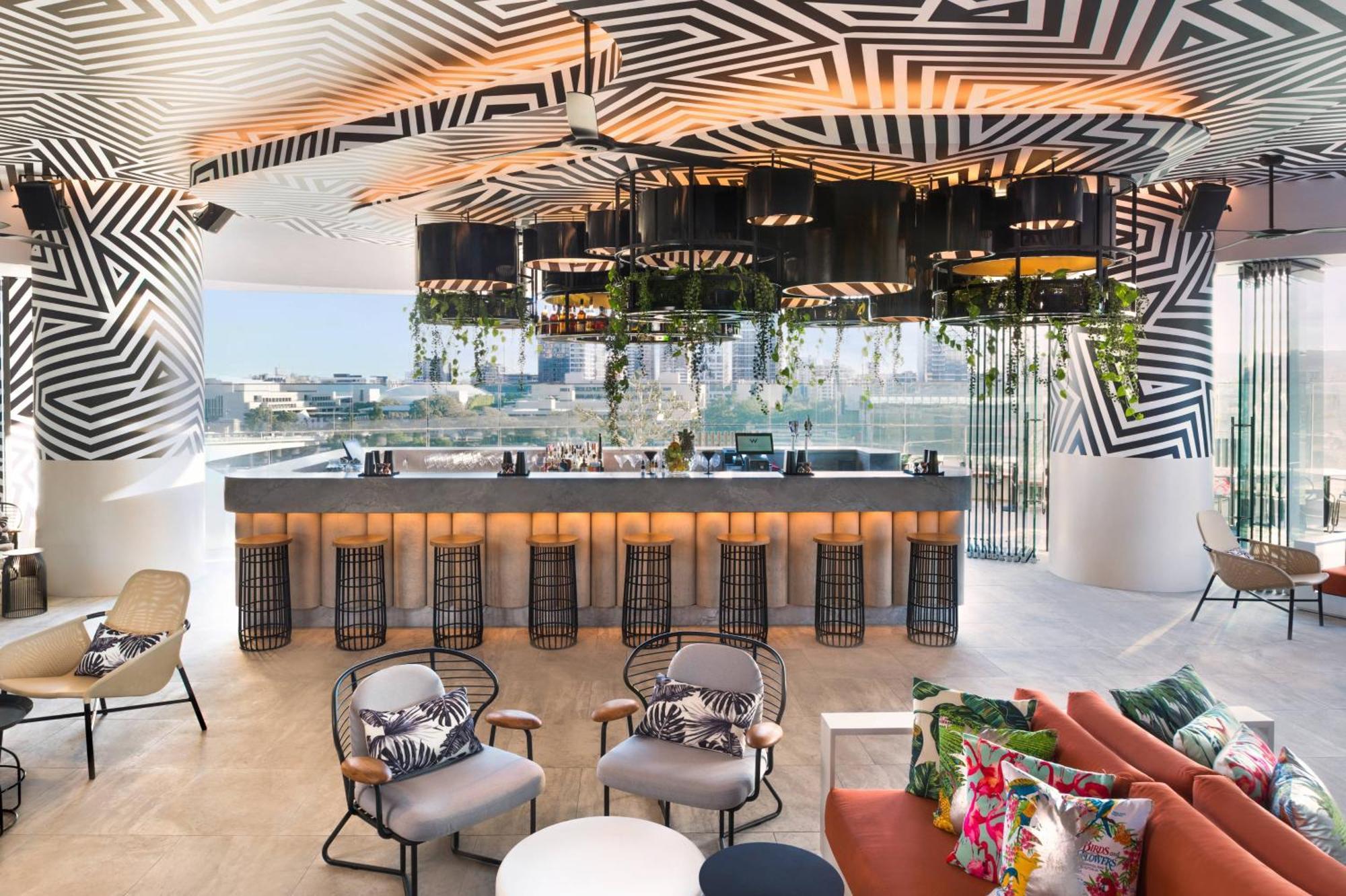 Hotel W Brisbane Esterno foto The rooftop bar at the hotel