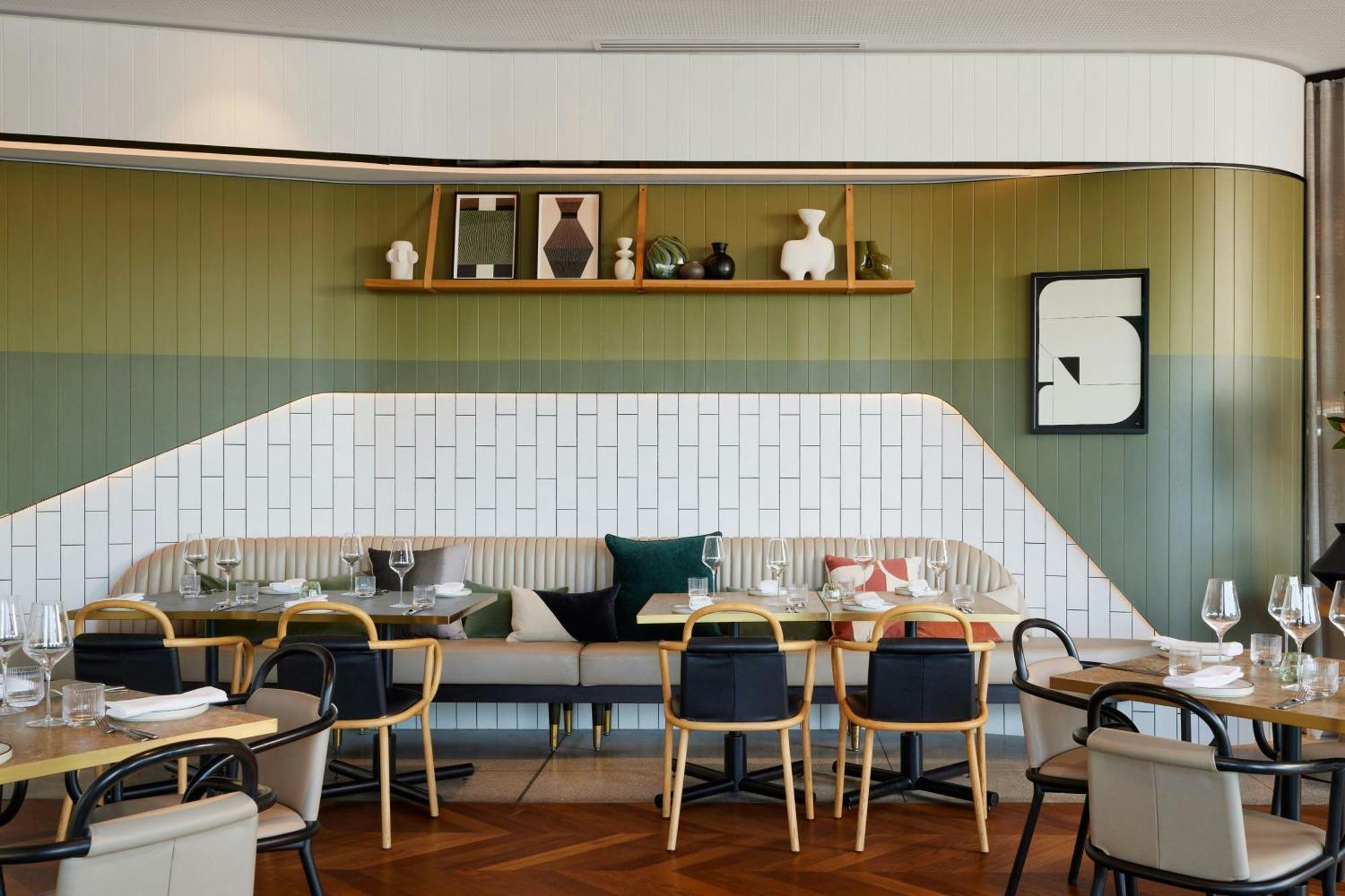 Hotel W Brisbane Esterno foto Restaurant interior